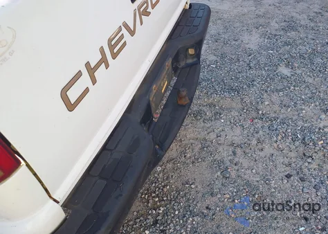 2002 Chevrolet S-10 S10 from USA, damaged, VIN 1GCCS145X28189294